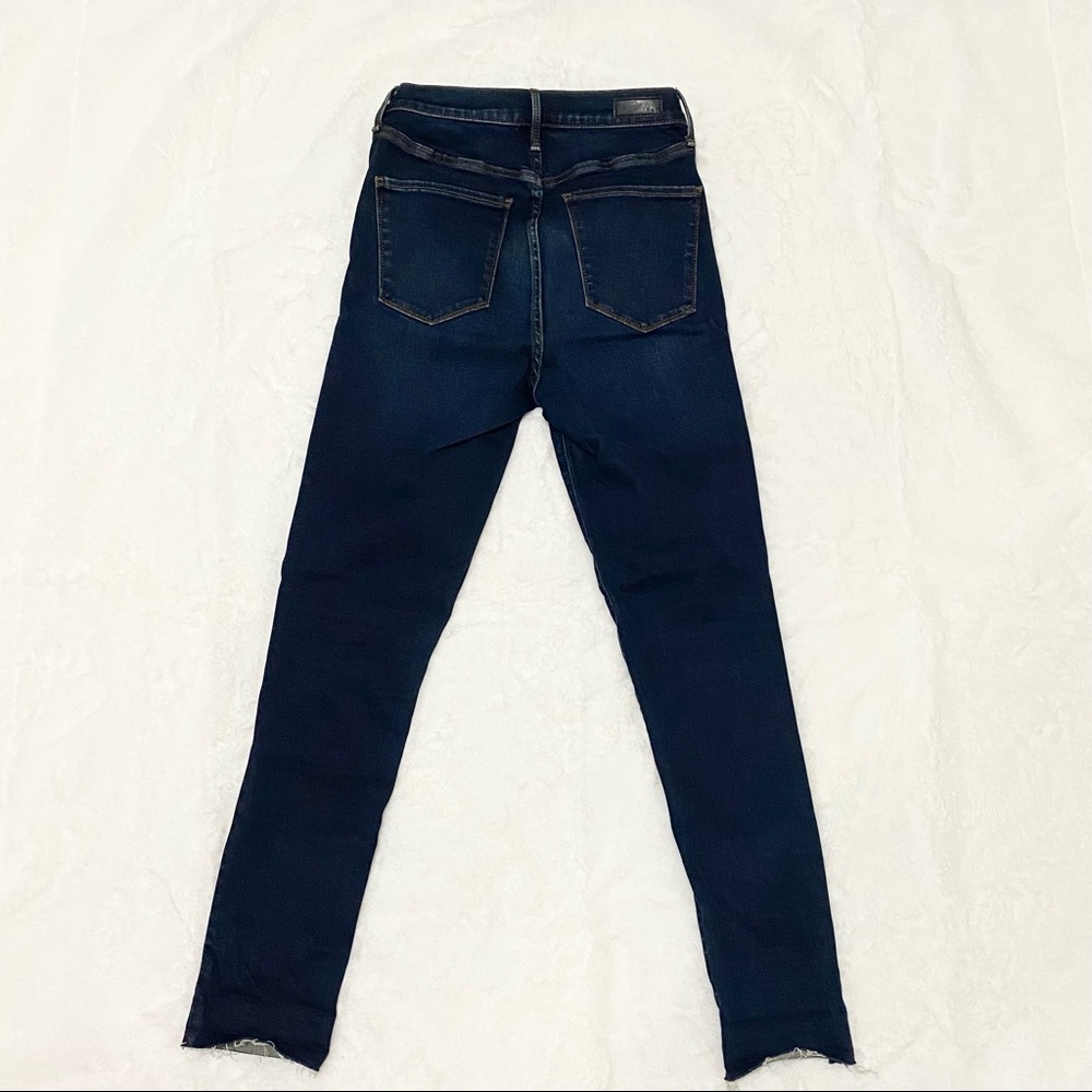 Abercrombie & Fitch. Ultra High Rise jeggings - Picture 2 of 4